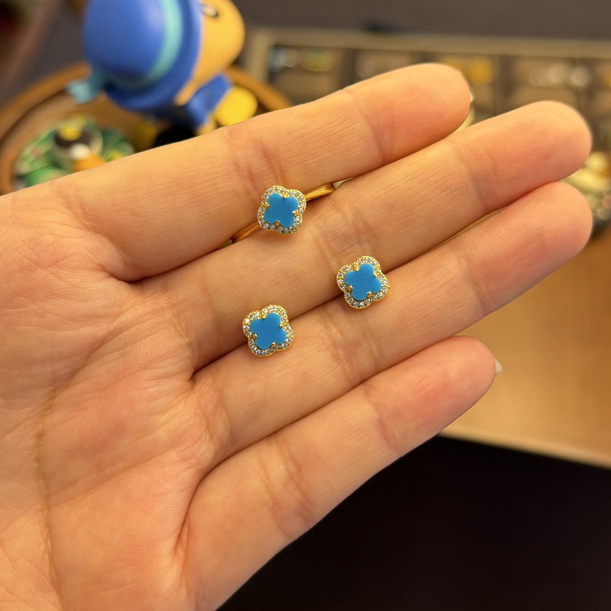 合金耳饰 蓝色耳钉 简单大方气质