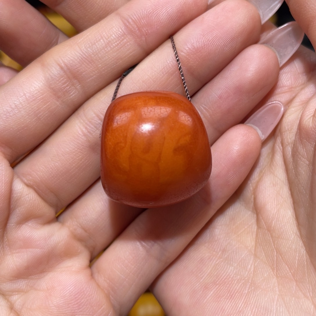 【闪购商品】蜜蜡裸石未镶嵌马蹄