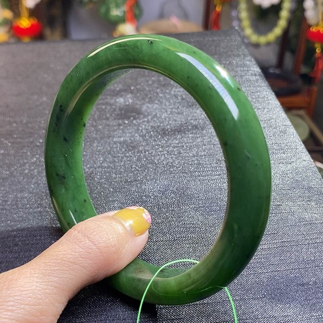 和田玉碧玉福利手镯58.6圈口未镶嵌