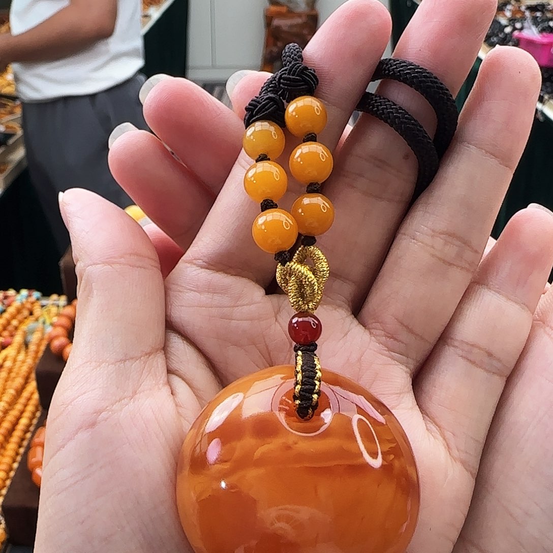 琥珀颈饰未镶嵌吊坠