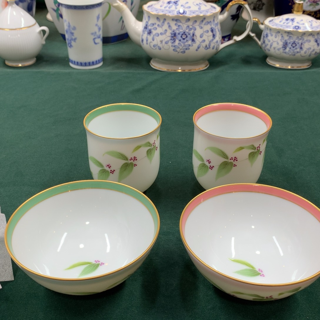 摆件全是大漂亮瓷器啊美美哒