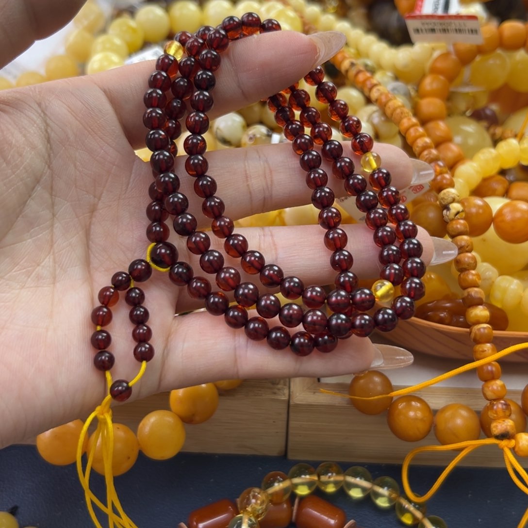 琥珀珠宝奇石未镶嵌