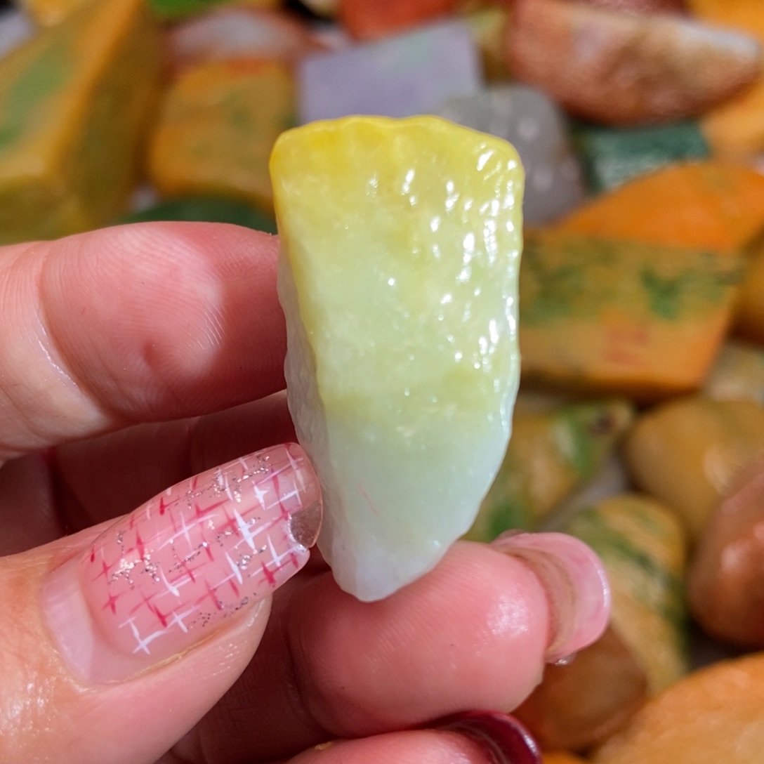 翡翠颈饰未镶嵌缅甸翡翠