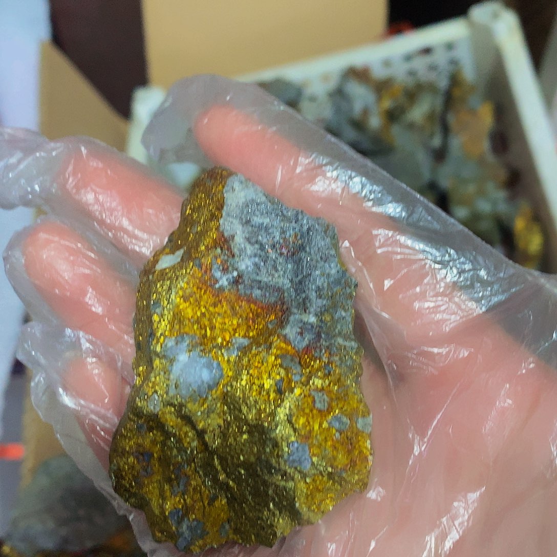 石材天然金矿石原石