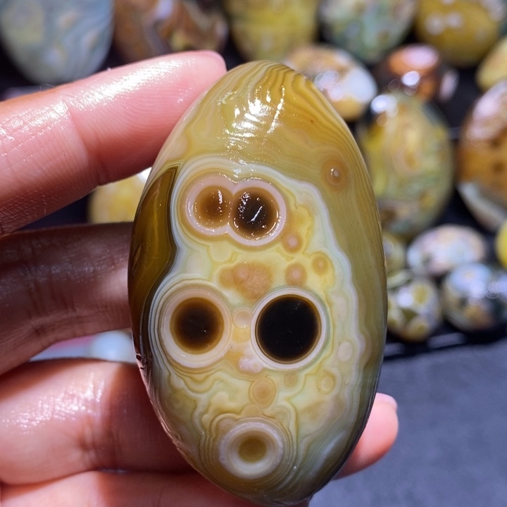 玛瑙/玉髓未镶嵌珠宝半成品74