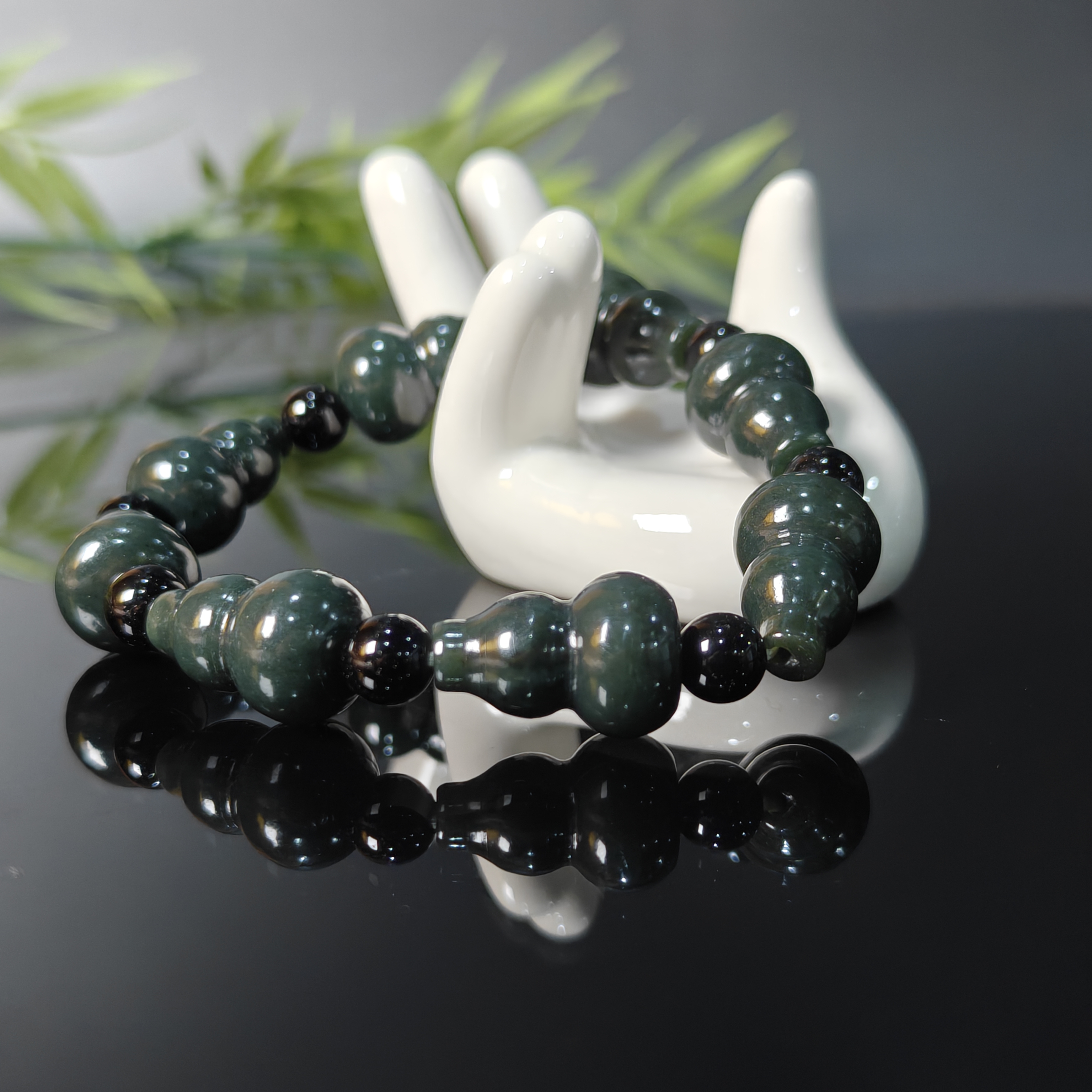 0103GC8858和田玉手串