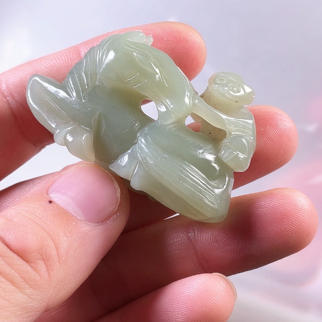 和田玉（糖玉）颈饰未镶嵌
