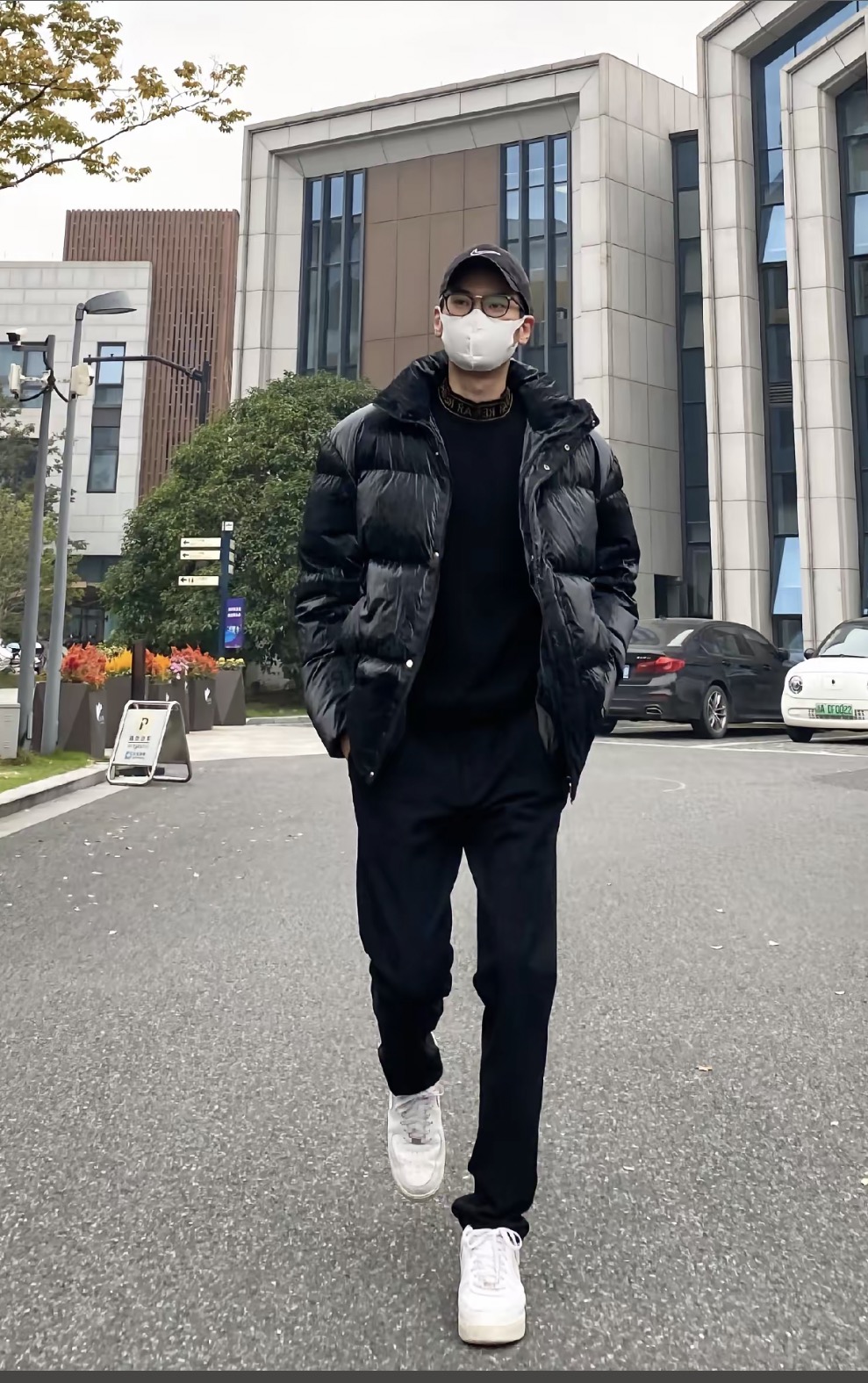 时尚小白鞋小黑鞋小麦男女鞋百搭系带低帮