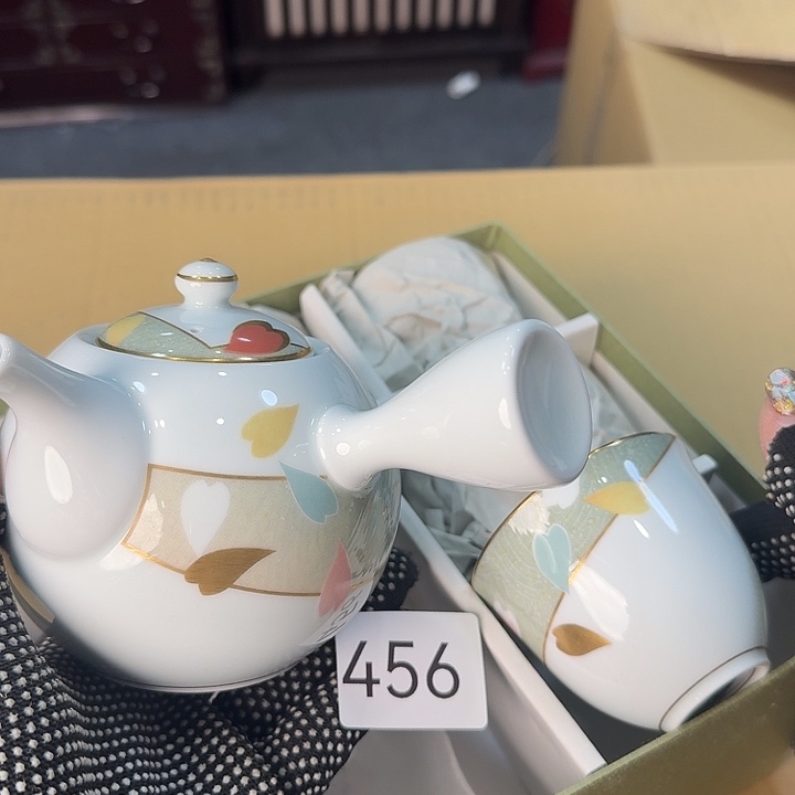 瓷片很好看的茶壶