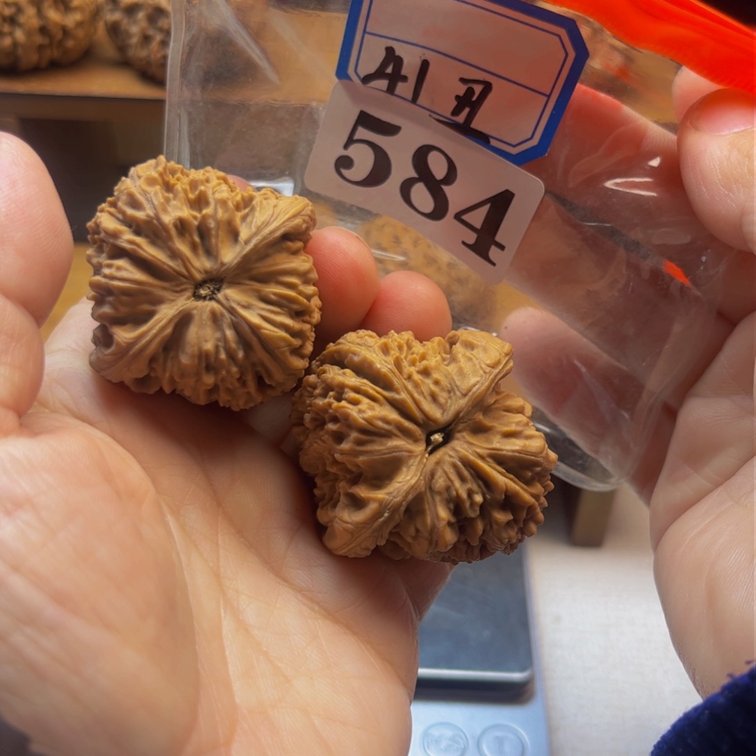 吊坠文玩核桃高炮41。46克