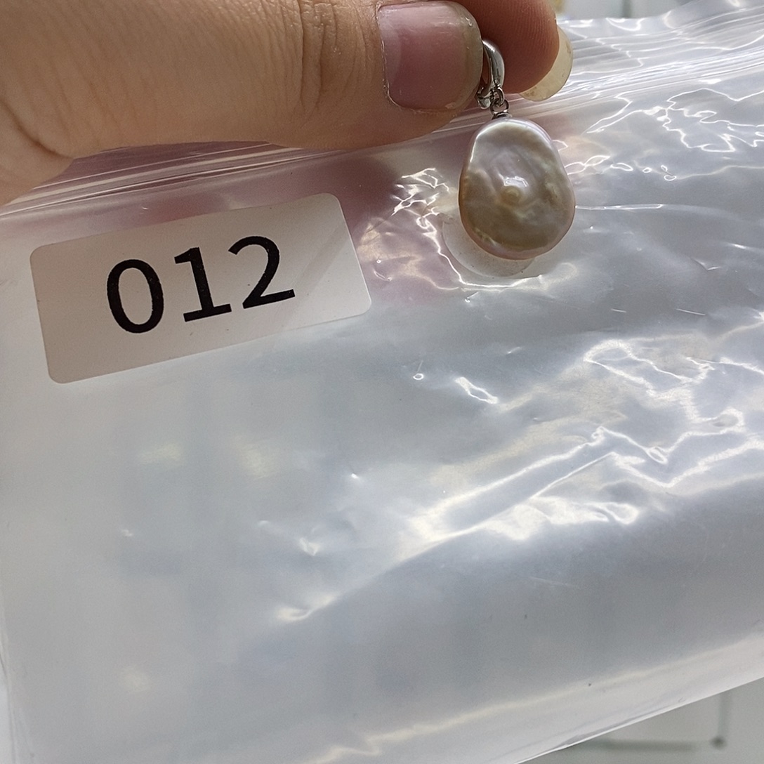 淡水珍珠合金颈饰