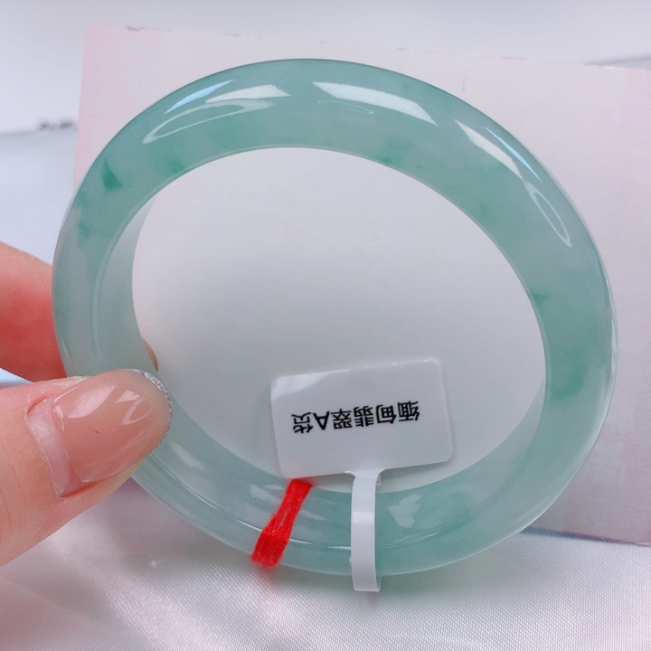 翡翠未镶嵌手镯55。56