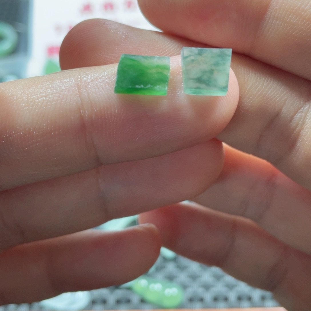 定制翡翠未镶嵌翡翠