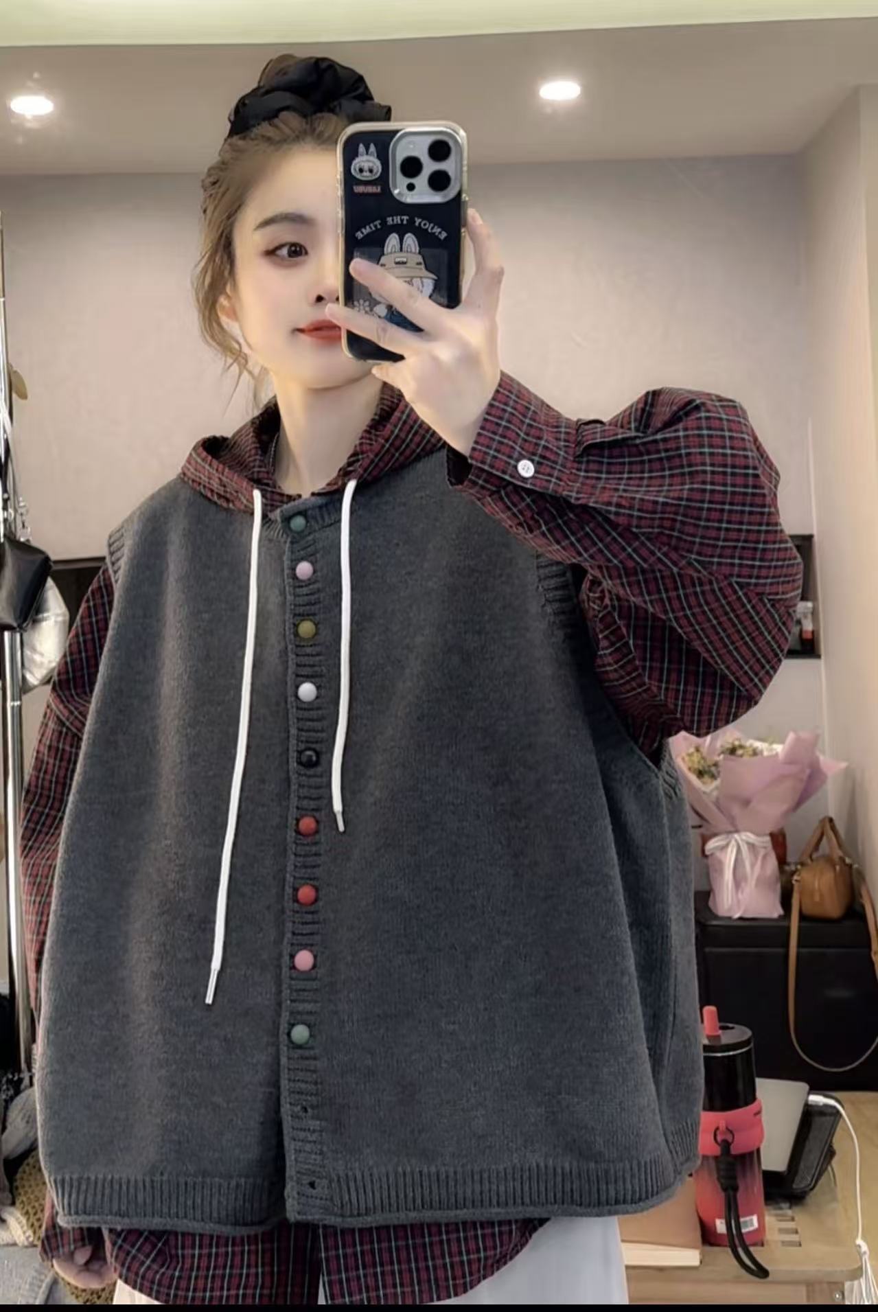 柚柚酱新款休闲百搭时尚宽松彩色扣卷边马甲