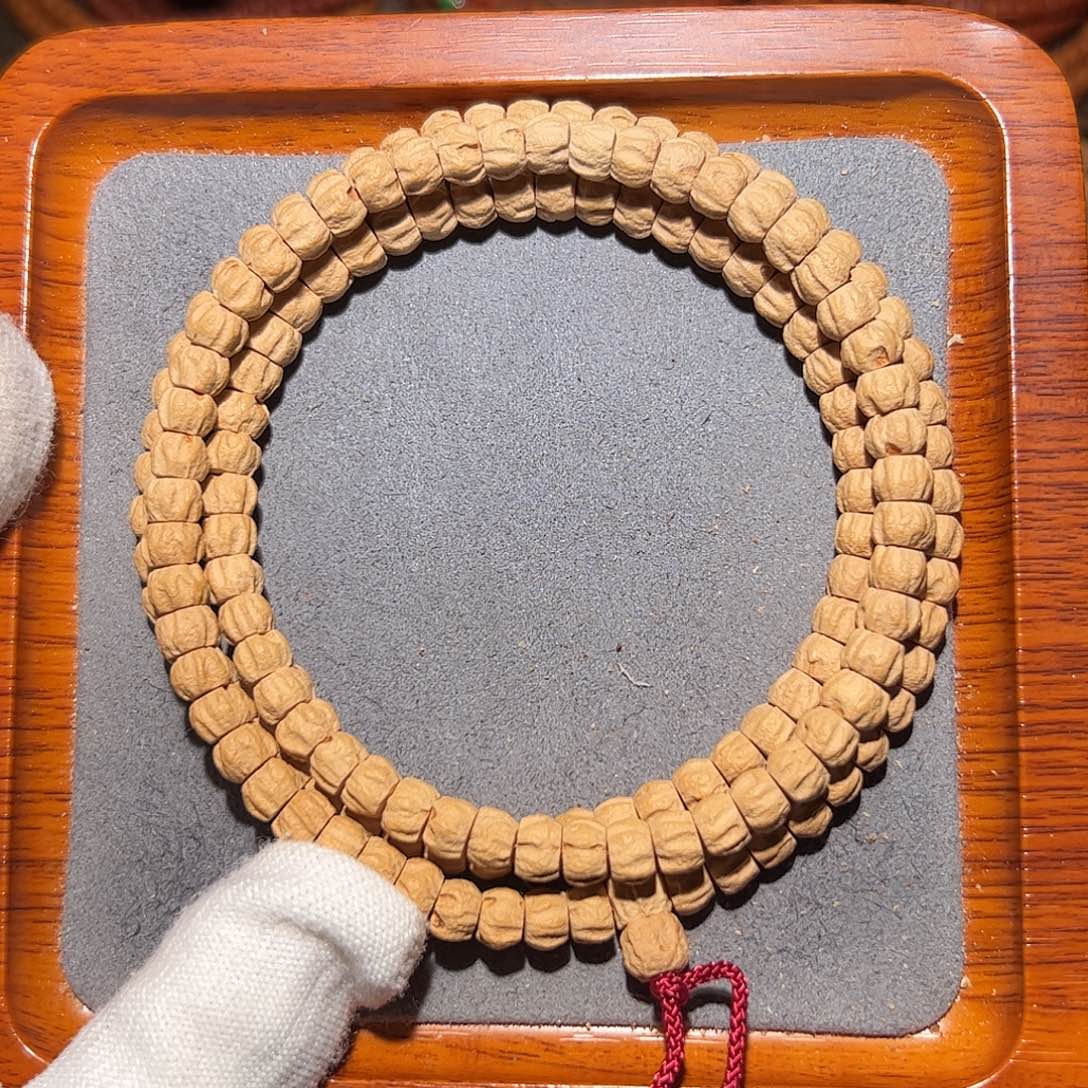 吊坠柏香籽/百香籽粉油皮直切多棱顺7+