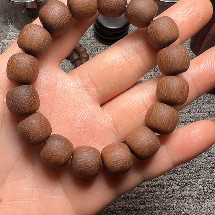 藤类小**丁降真香1.4老型软油绿油金丝密结精品超级一档