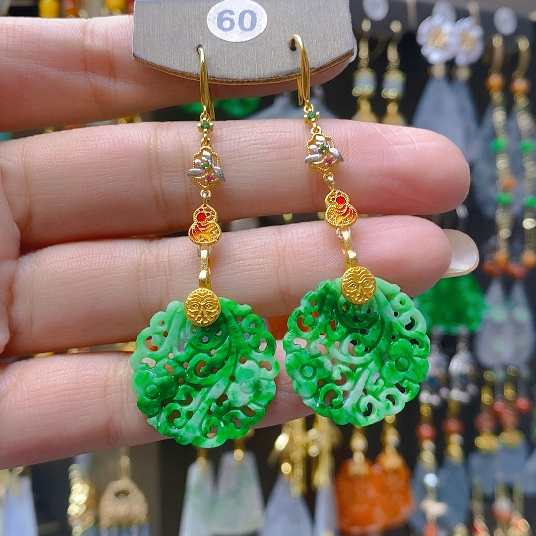 未镶嵌翡翠耳饰翡翠