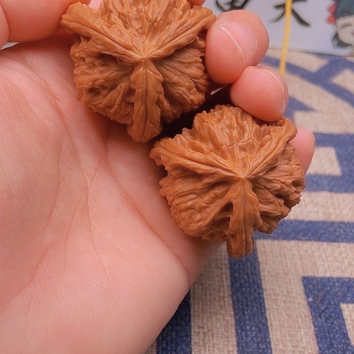 吊坠文玩核桃丰*三棱