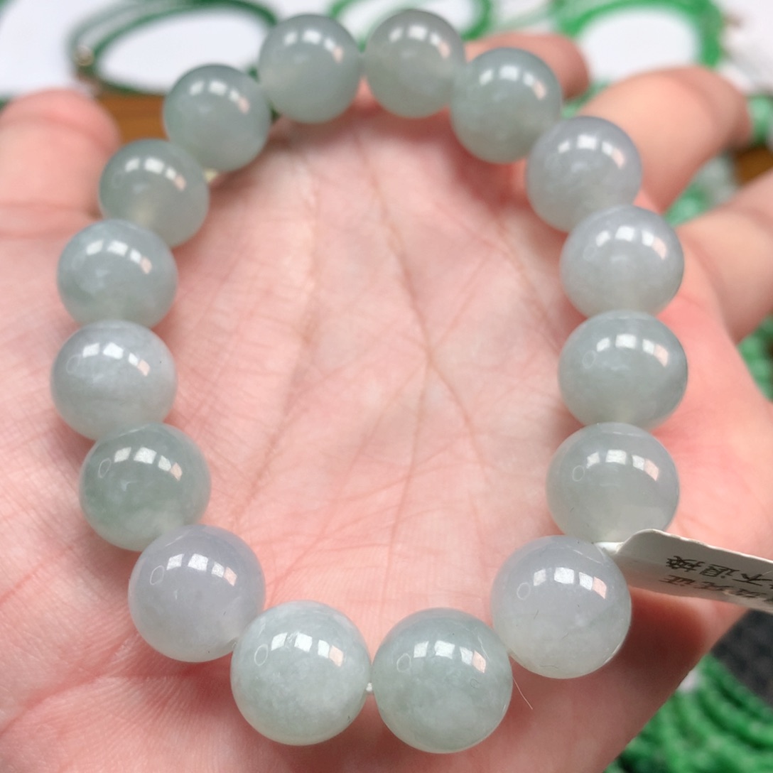 翡翠手链未镶嵌翡翠