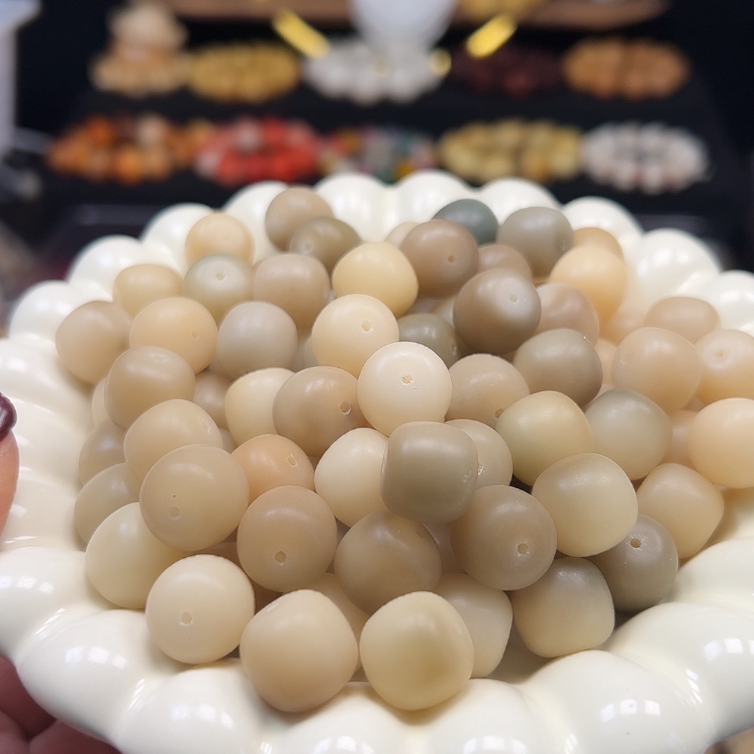 手串菩提根/象牙果微瑕卡14老料原色桶500颗