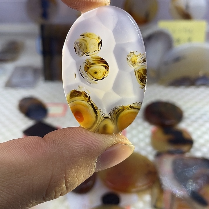 玛瑙/玉髓合金颈饰