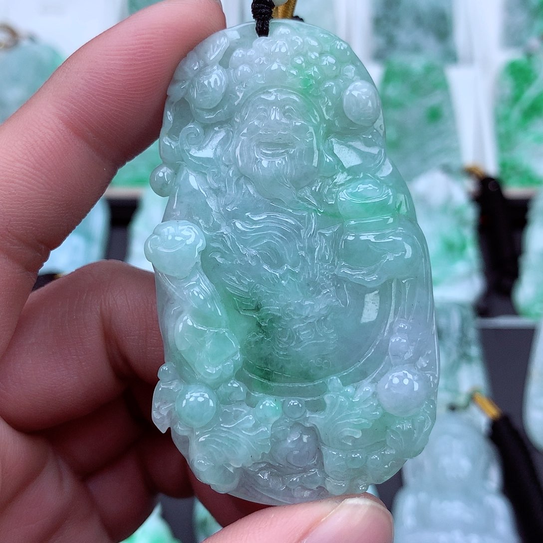 翡翠颈饰未镶嵌翡翠吊坠