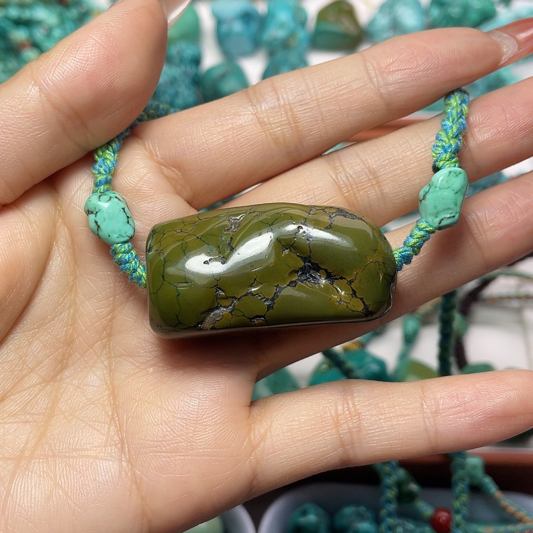 香***木绿松石未镶嵌手链