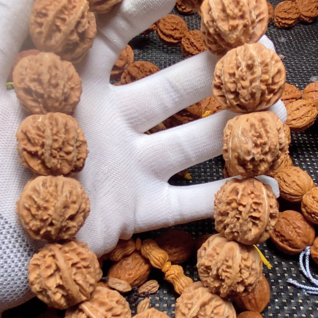 文玩核桃手串白茬八棱