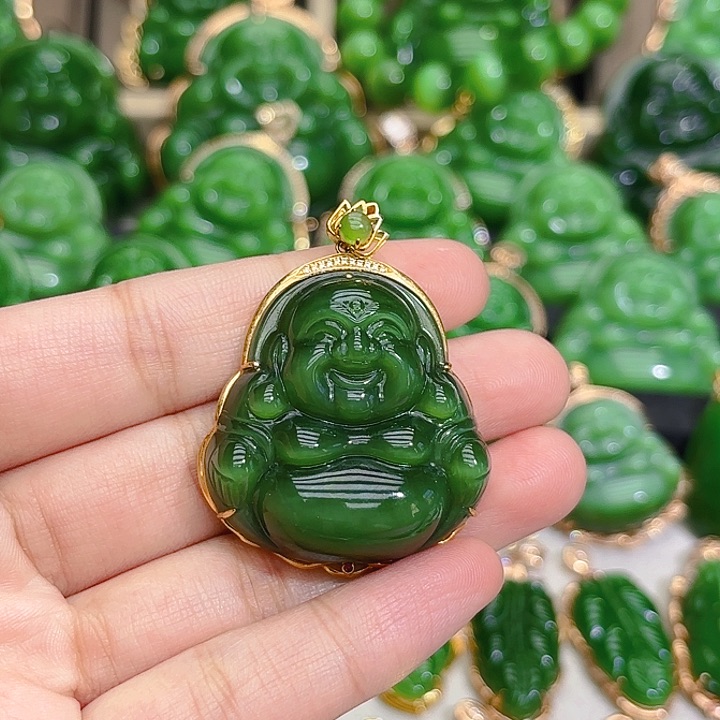 和田玉（碧玉）颈饰18K金镶嵌