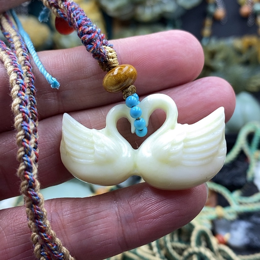 【闪购商品】未镶嵌岫玉吊坠