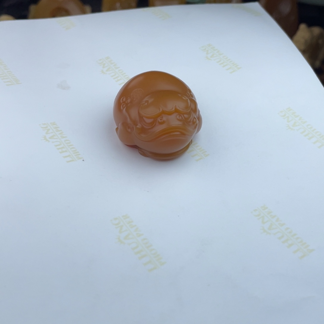 d***b石英质玉（缅黄）未镶嵌颈饰