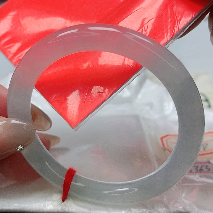 翡翠手镯未镶嵌缅甸天然A或翡翠