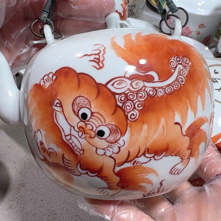 景德镇瓷工艺品等