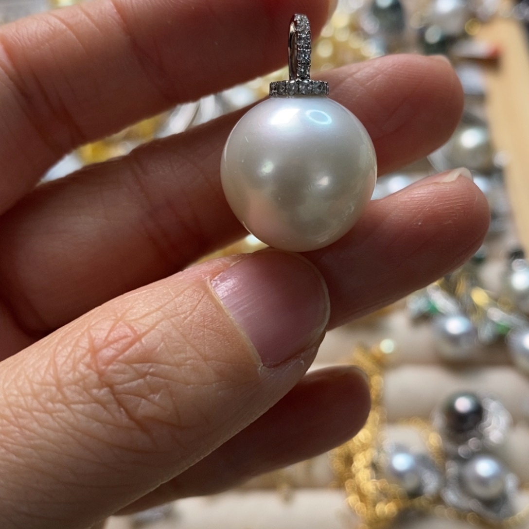 海水珍珠颈饰18K金镶嵌