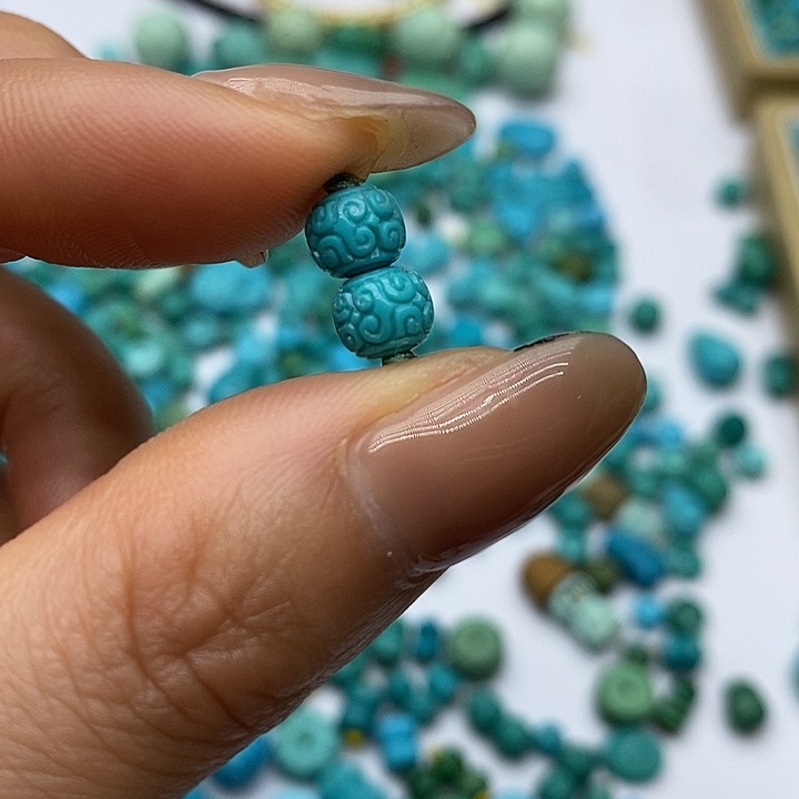 绿松石未镶嵌珠宝奇石