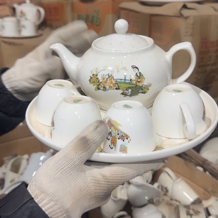 库存微瑕多空茶壶一套容量800毫升