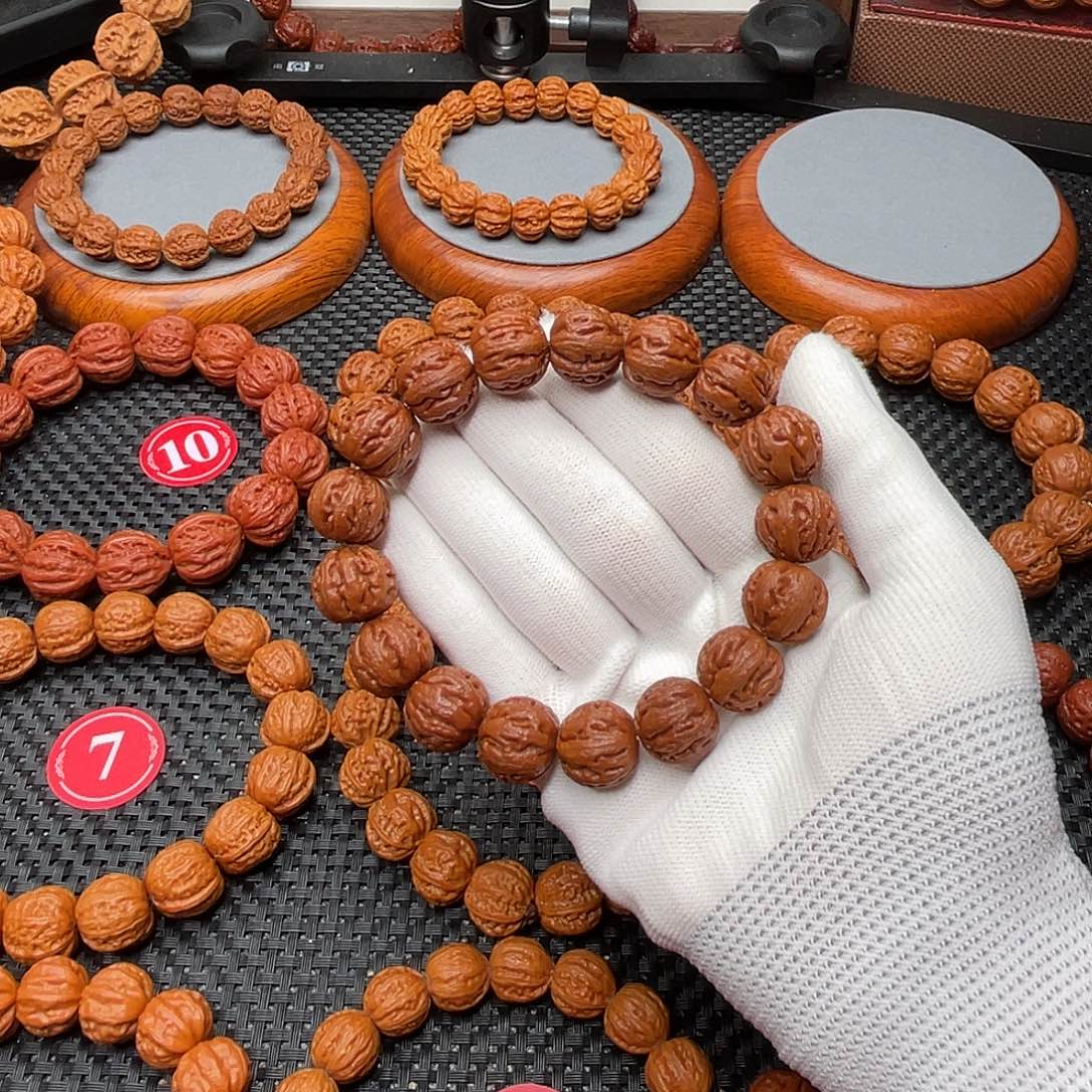 狼***腾手串文玩核桃西瓜王