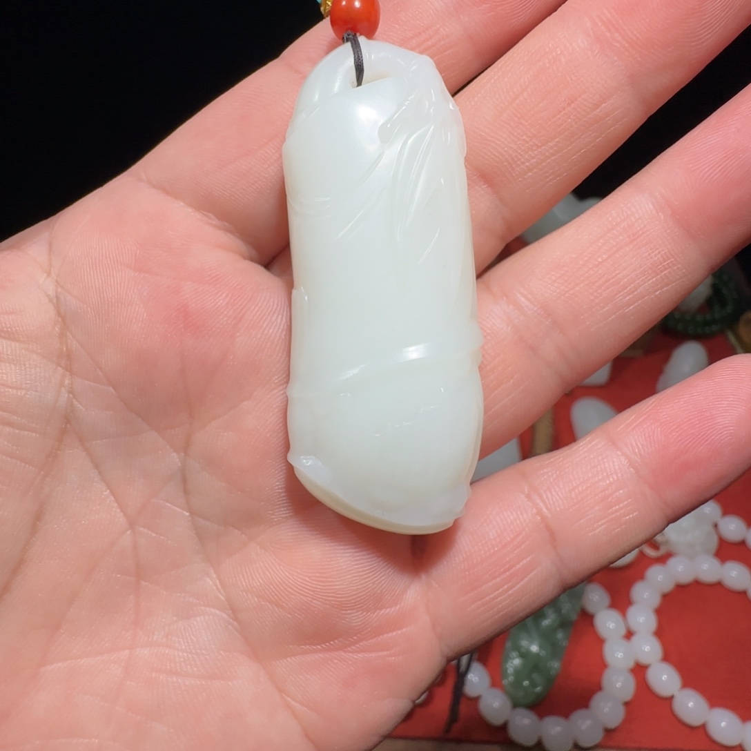 和田玉未镶嵌吊坠(不含链)