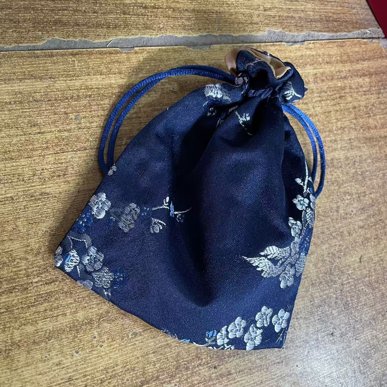 394-----蓝袋 （指定内有物）家居摆件