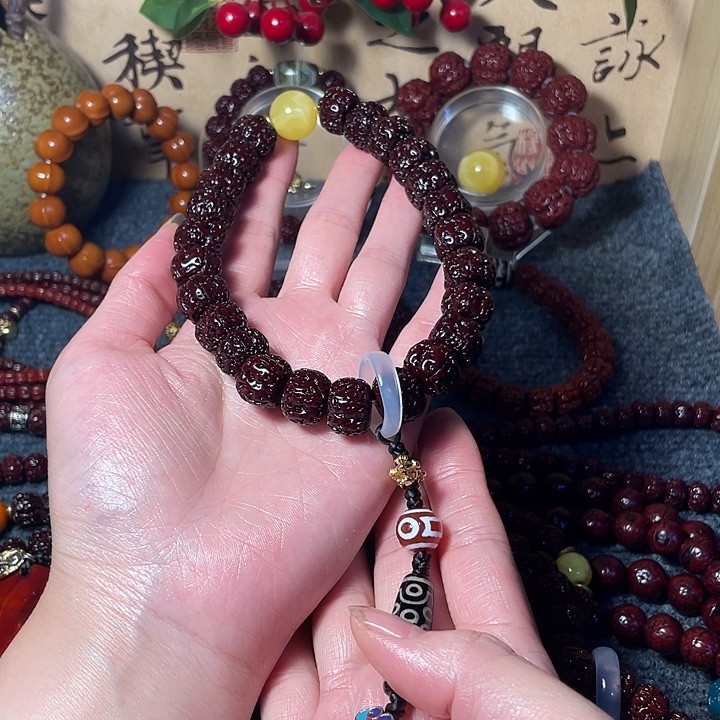 金刚菩提吊坠M****王吊坠