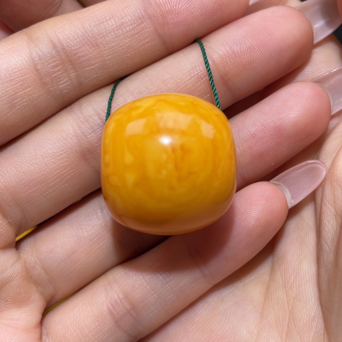 【闪购商品】蜜蜡裸石未镶嵌墩子