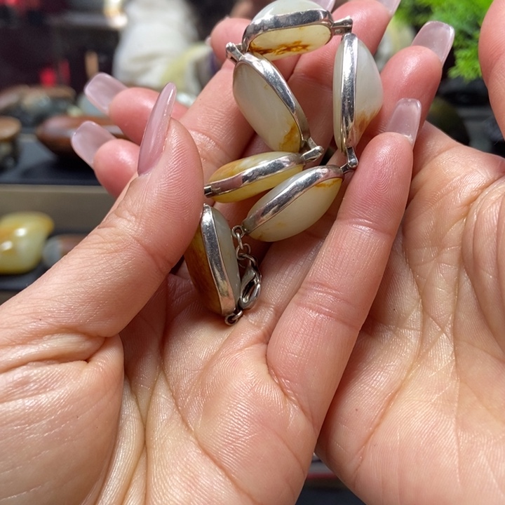 c***物和田玉银S925镶嵌手串