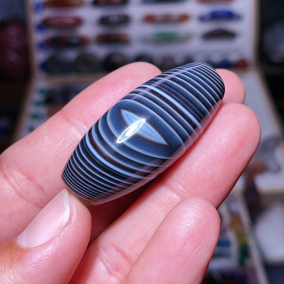 玛瑙吊坠未镶嵌…