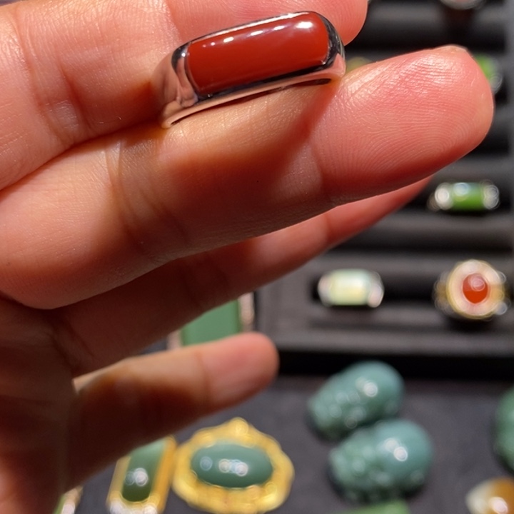 南红玛瑙银S925镶嵌戒指