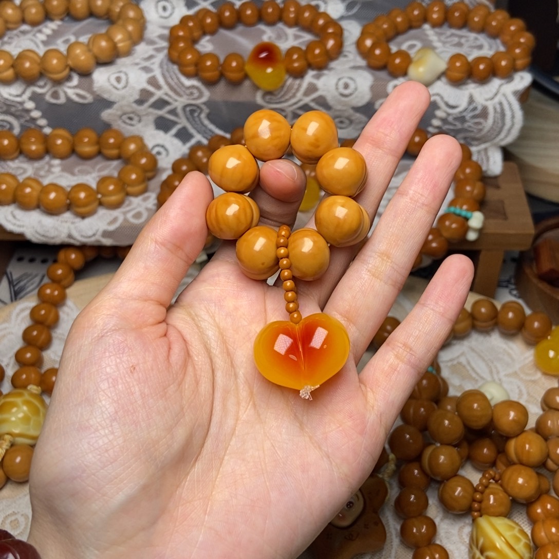 吊坠猴头核桃屁桃卡15