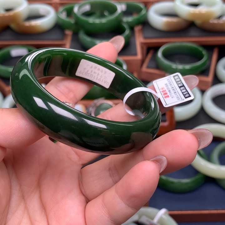 和田玉（碧玉）5556圈口未镶嵌