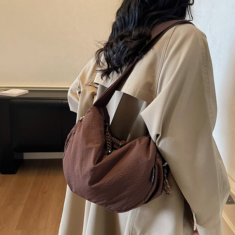 纯色单肩手提包车缝线休闲单肩包韩版斜跨托特包单肩女士饺子包包