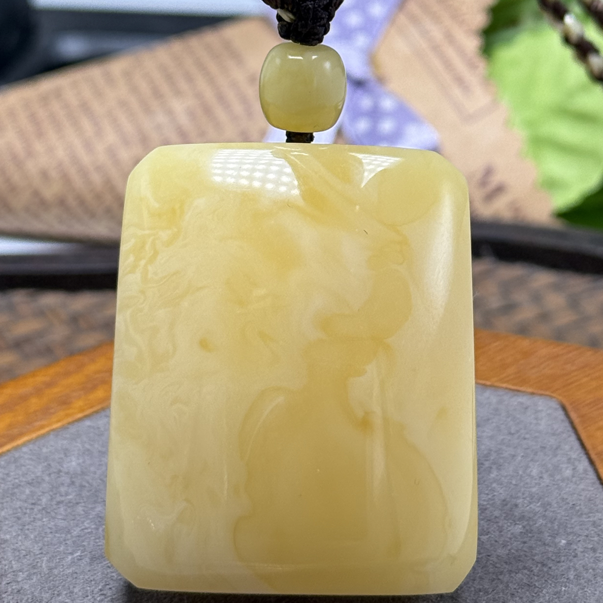 纯天然原矿蜜蜡焦皮料蛮蜜满蜡平安无事牌粉橘妖花特色百搭吊坠