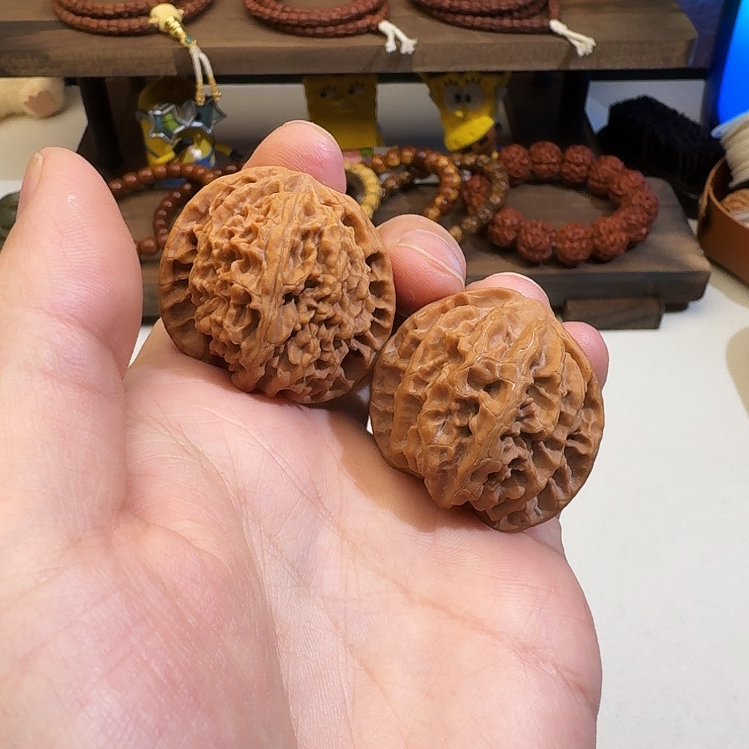 把件文玩核桃苹果园37边6号