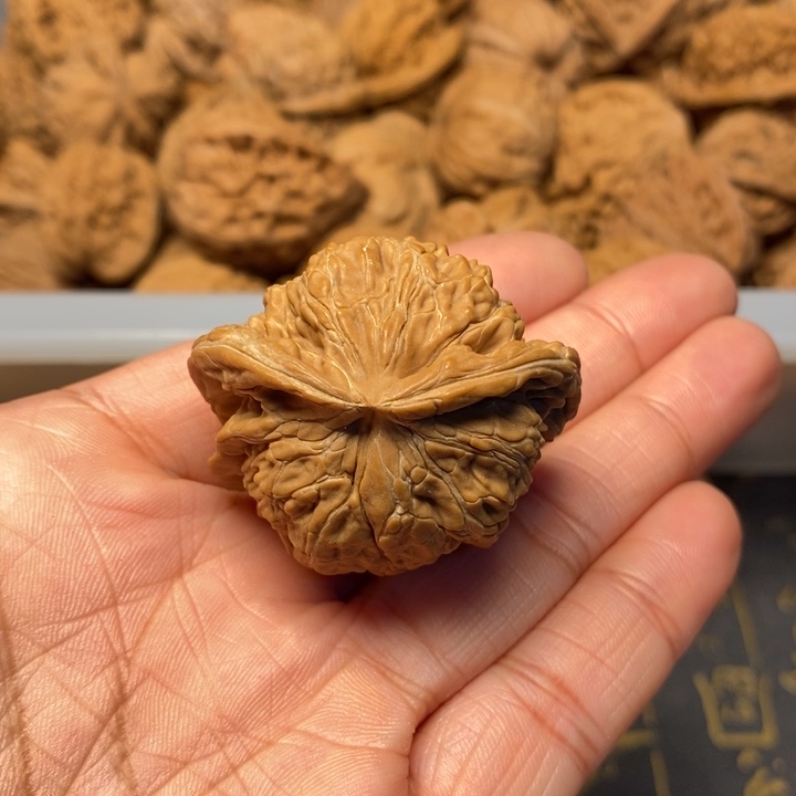 *****文玩核桃吊坠文玩核桃异形单只